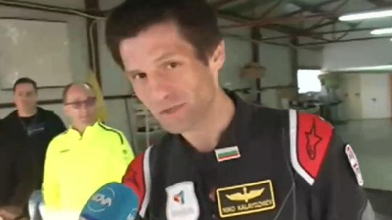 Български пилот подобри световен рекорд на Гинес. Габровецът Николай Калайджиев