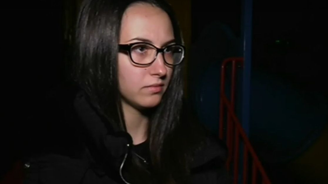 Жена опитала да отвлече момиче от детски кът в Берковица