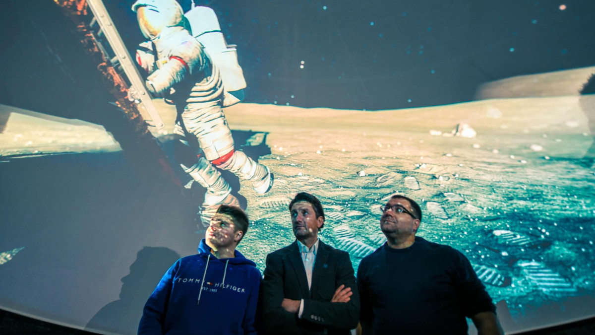 Първият планетариум в София отвори врати Съоръжението наречено Андромеда се