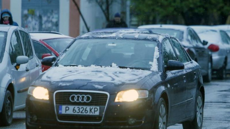 Първият по сериозен сняг падна тази нощ в София В града