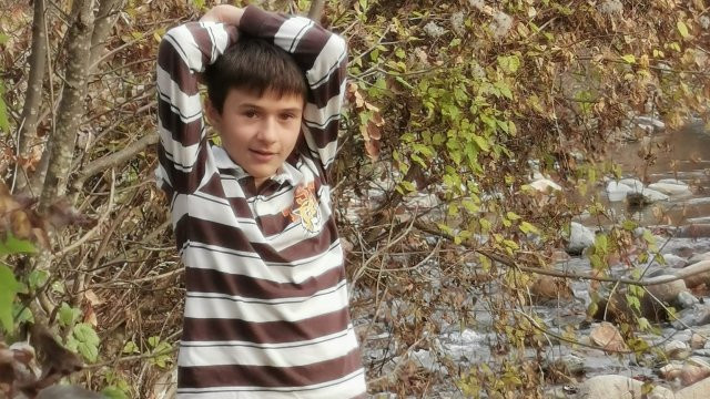 Повече от седмица продължава издирването на 12 годишния Александър от