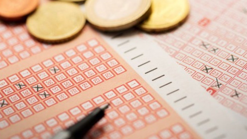 Джакпотът за тиража на американската лотария предвиден за днес достигна