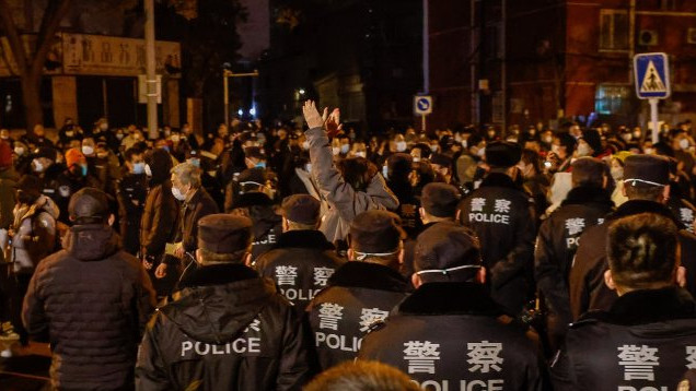 Продължават протестите в някои китайски градове срещу наложените от властите