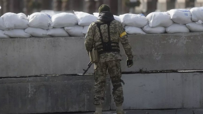 Почти цяла Украйна е под въздушна тревога, Киев е без ток