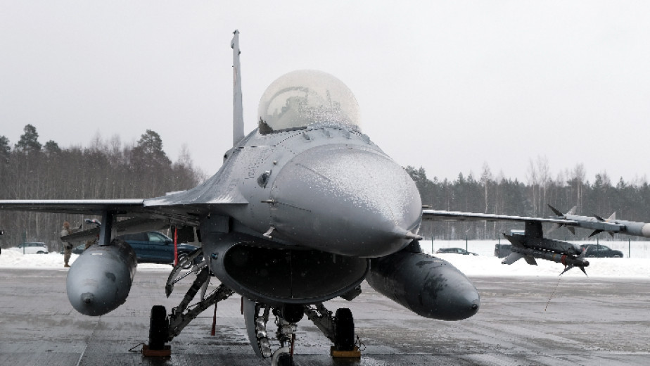 Парламентът ратифицира договора за придобиване на още 8 самолета Ф-16