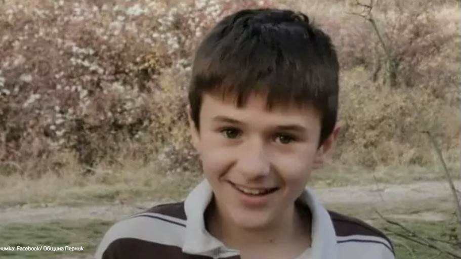 12-годишният Александър от Перник, който беше открит след 9-дневно издирване,