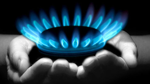 След седмици преговори: Споразумяха се за таван на цените на природния газ в ЕС