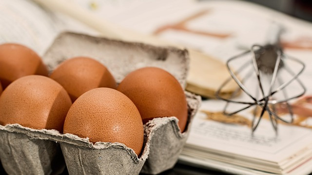 Яйцата поскъпнаха рекордно през 2022 година Увеличението е със 76