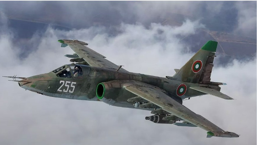14 руски самолета Су 25 за наземно нападение купени от България