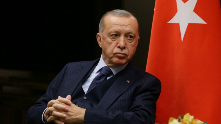 Ердоган зове Путин за едностранно прекратяване на огъня