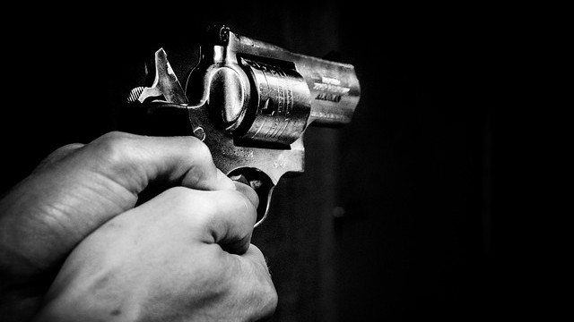 Ученик извади газов пистолет в час във Френската гимназия в София