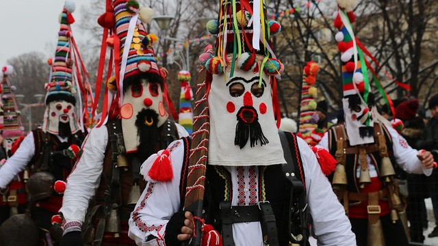 Международният фестивал на маскарадните игри Сурва в Перник се завръща