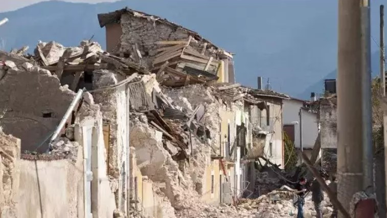 Българските спасители с подвиг в Кахраманмараш: Намериха петима души живи изпод развалините