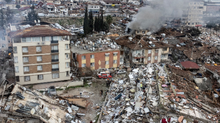 3549 души са загиналите в Турция след вчерашното земетресение с