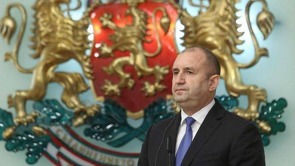 Президентът Румен Радев призова за единно съдържание на учебниците по
