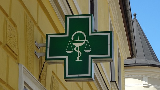 Мнима аптека: Хранителен магазин в Ловеч продава незаконно лекарства