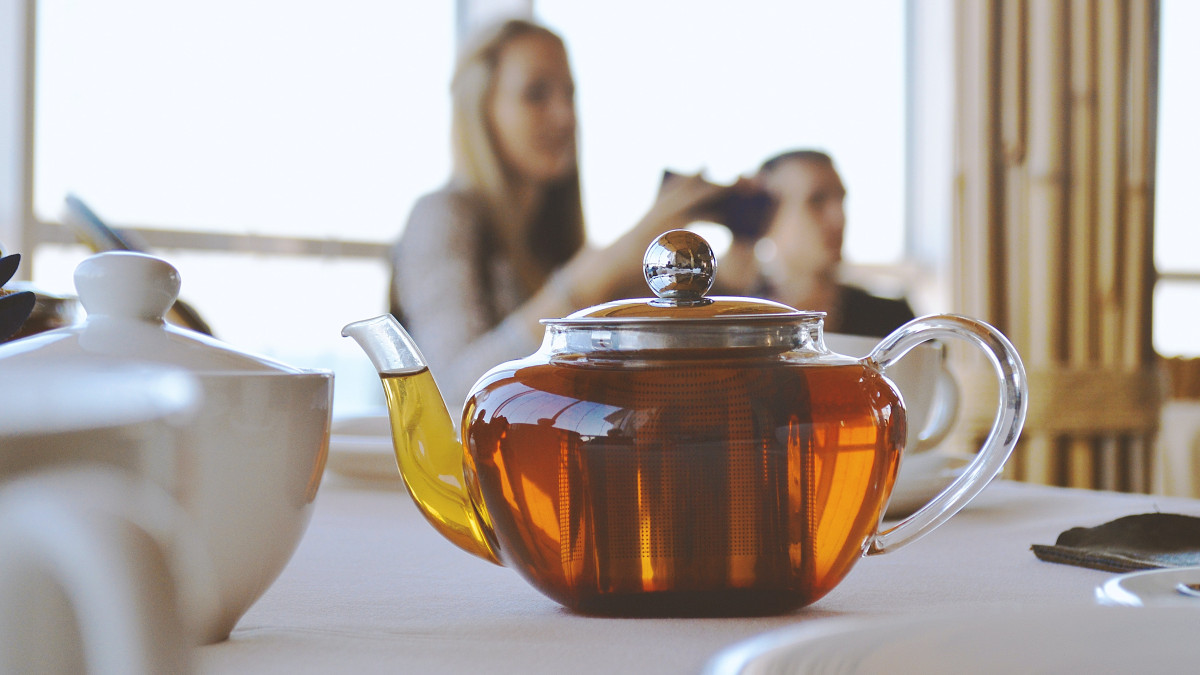 Забравете за кофеина: Топ 4 успокояващи чайове за по-добър сън