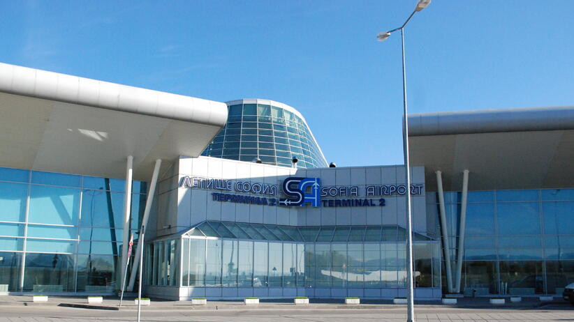 Летище София инвестира над 20 млн. лева в нова система за багаж