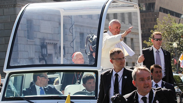 10 години начeло на Римокатолическата църква: Има ли тайни около папа Франциск