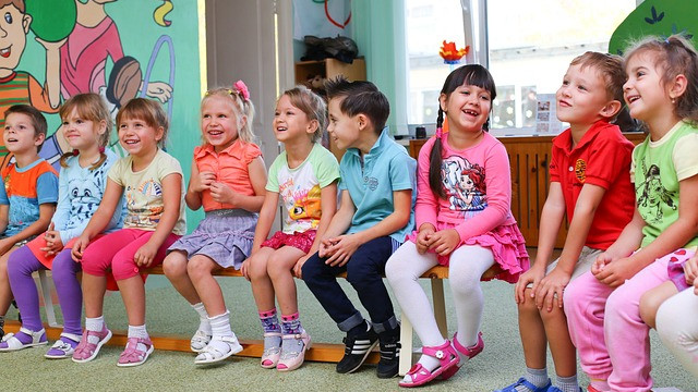 НСИ: Габрово, Плевен и София са с най-голям обхват на деца в яслени групи