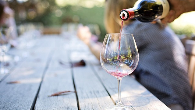 Чаша вино на ден не е вредна за здравето твърди