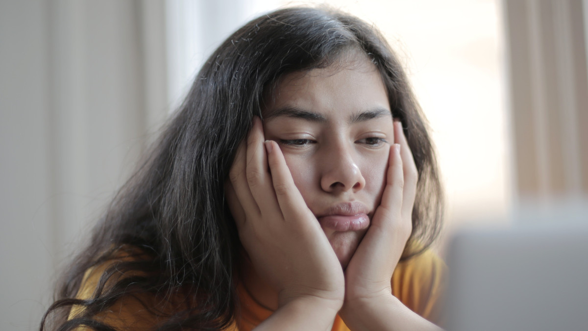 Евростат: 15% от младите българи до 29 г. нито учат, нито работят