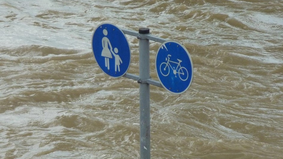 След потопа в Берковица: Сметище ли е причината за наводнението?