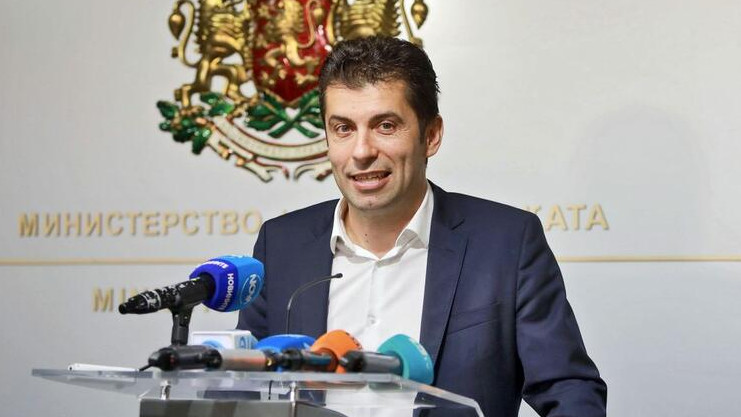 Гешев внесе искането за сваляне на имунитета на Кирил Петков