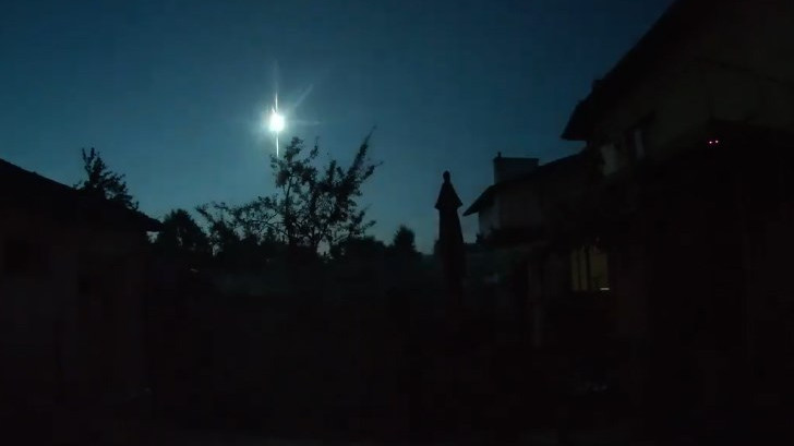 Метеоритът, уплашил Северозападна България може да не е бил по-голям от портокал