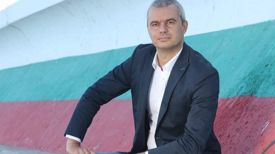 Костадинов и Ивайло Мирчев си спретнаха скандал във Фейсбук заради Дебора от Стара Загора и убийството в Цалапица
