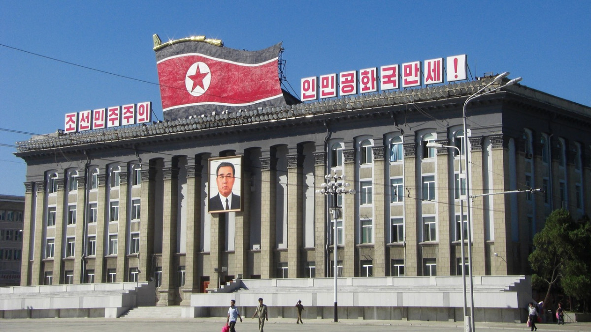 Ким Чен Ун призова за подготовка за война