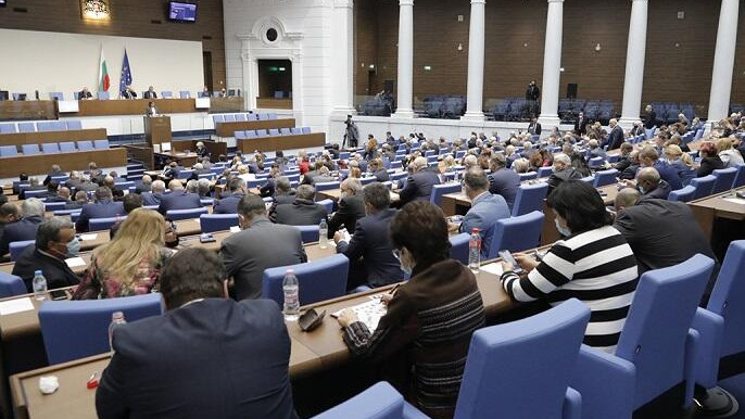 Депутатите гласуват изпращането на С-300 на Украйна