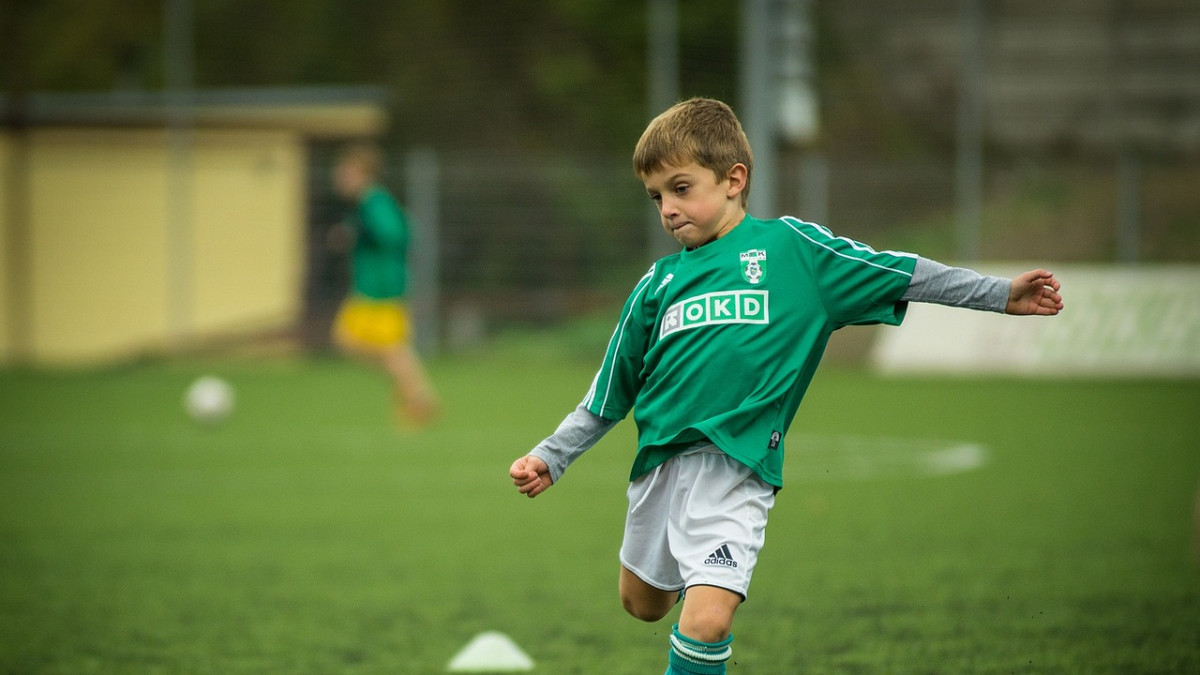 Ботев зарадва малчугани за първия учебен ден