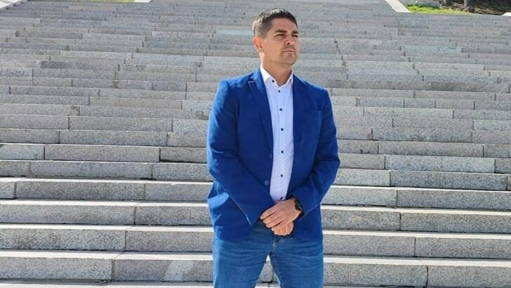 Радостин Василев учредява партия седмица преди местните избори