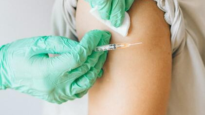 Откриват втори пункт за ваксинация в София срещу нови подварианти на COVID-19