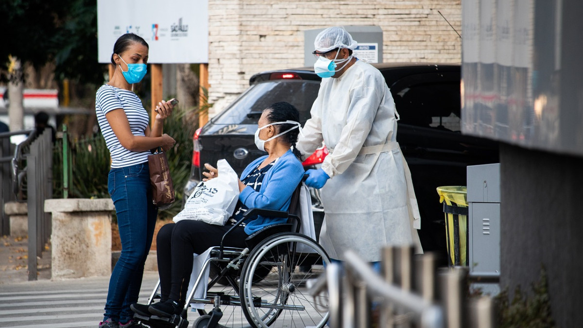Лекар: Новото респираторно заболяване в Китай не бива да ни притеснява