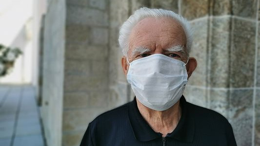 Пенсионерите са най-застрашени от предстоящата грипна вълна