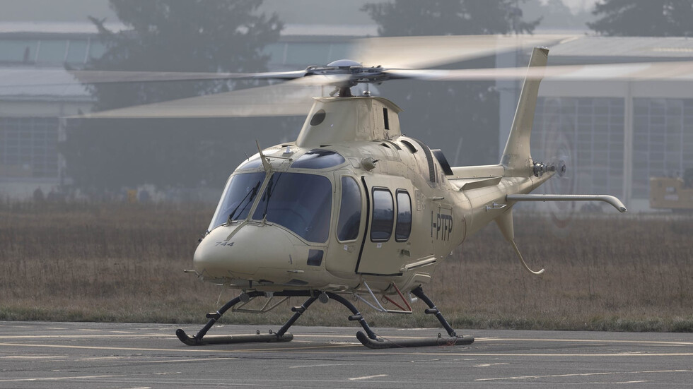 Тестов полет на първия медицински хеликоптер за България