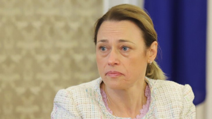 Ива Митева: Ще бъдем свидетели на много грозни договорки за ротацията