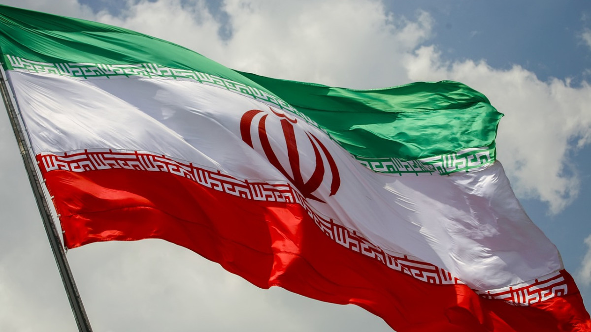 Иран екзекутира четирима души