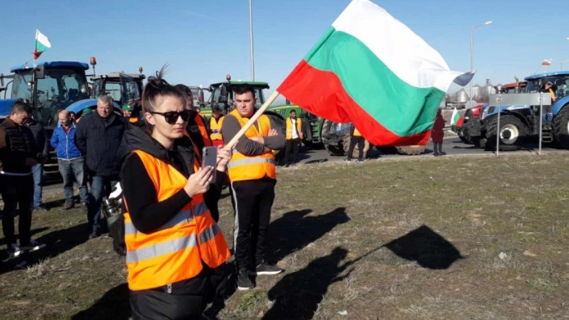 До Пловдив: Шофьори влязоха в конфликт с протестиращи земеделци