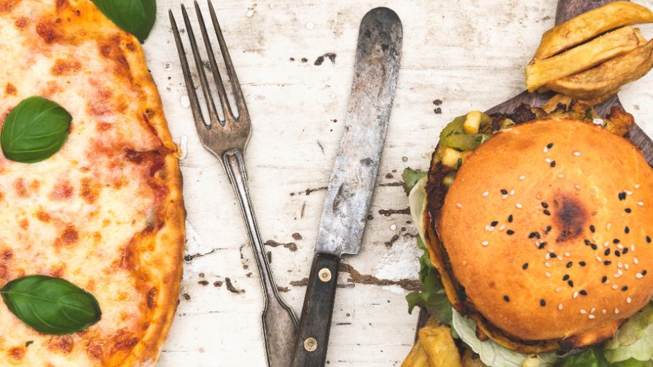 Защо преяждаме с ултрапреработени храни