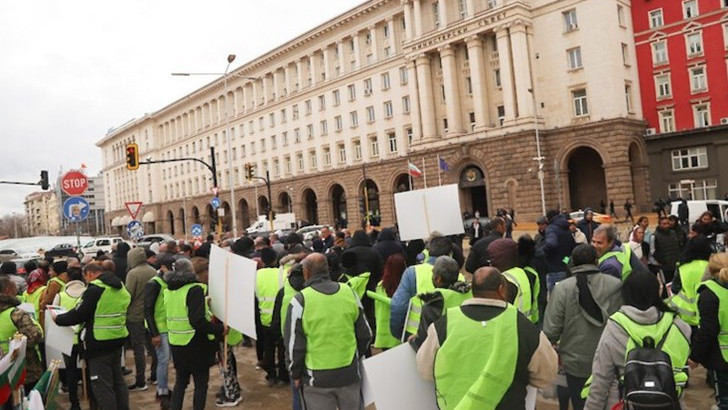 Земеделците: Вътев да спре да лъже, не сме отхвърляли диалог
