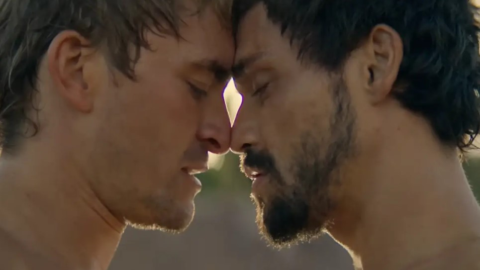 Скандал в Гърция заради филм, показващ Александър Македонски като хомосексуалист