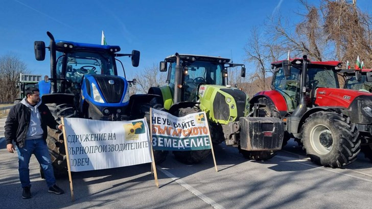 Фермери отново ще блокират пътища в страната