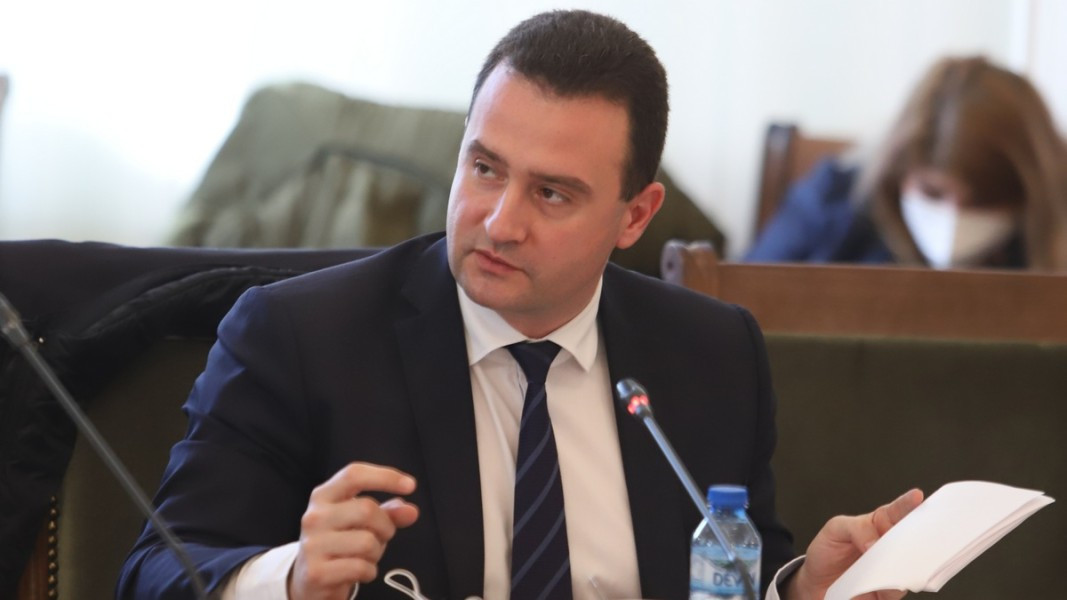 Биографията на Жечо Дончев Станков -кандидат за министър на енергетиката