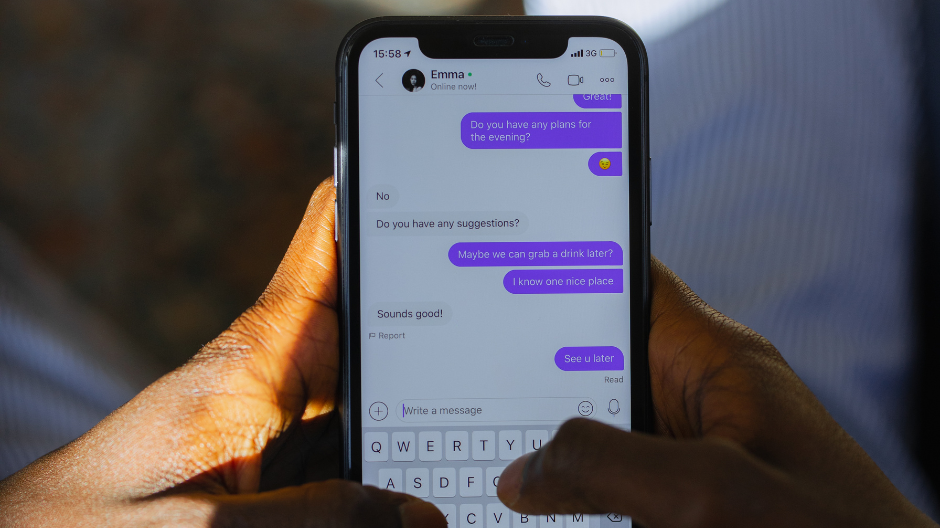 Става забавно: Марк Зукърбърг предупреди потребителите да не правят скрийншоти на чатовете си