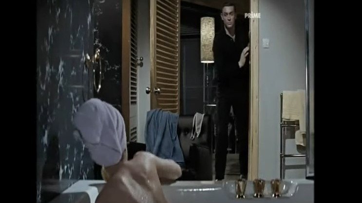 Фън Факт: Шон Конъри е носил тупе във всичките филми за Джеймс Бонд
