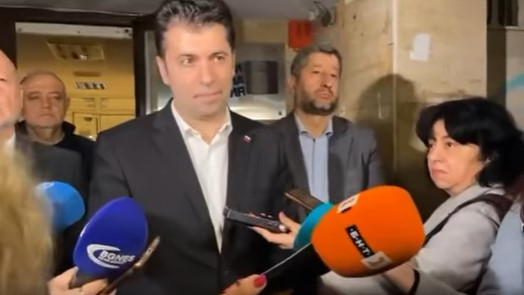 Вече е ясно кога стартират преговорите между ГЕРБ-СДС и ПП-ДБ