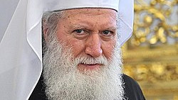 Девет митрополити отговарят на условията за нов патриарх